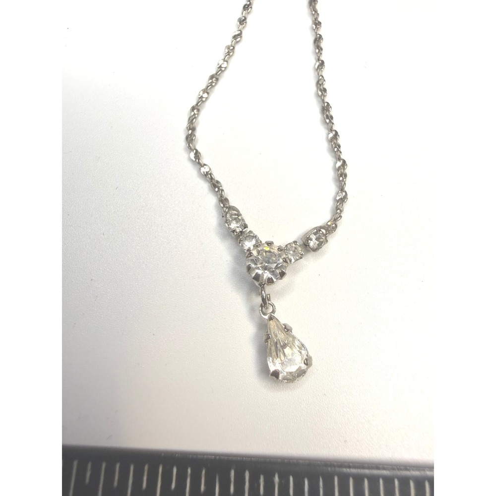 Avon Silver Tone Teardrop Rhinestone Y-Necklace Rope Chain 18 Inch Crystal